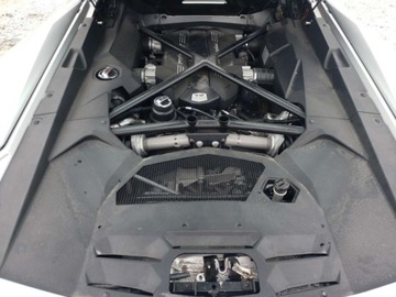 Lamborghini Aventador 2018 Lamborghini Aventador S 2018 6.5l 6.5 Benzyna 729KM, zdjęcie 3