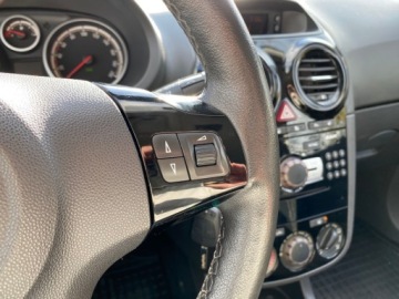 Opel Corsa D Hatchback 1.2 Twinport ECOTEC 70KM 2010 Opel Corsa KLIMATYZACJA PARKTRONIC PODGRZEWANE FOTELE PODGRZEWANA KIEROWNI, zdjęcie 11