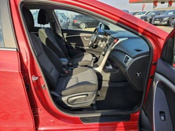 Hyundai i30 II Hatchback 5d 1.6 GDI 135KM 2015 Hyundai i30 1,6 benzyna 135KM nawigacja, zdjęcie 7