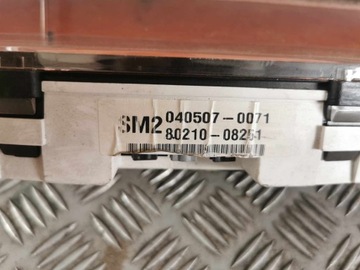 PŘÍSTROJOVÁ DESKA BUDÍK SSANGYONG REXTON 2.7 UK 80210-08251