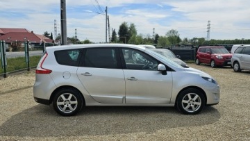 Renault Grand Scenic II Grand Scenic Facelifting 1.6 dCi eco2 130KM 2012 Renault Grand Scenic 7-osobowy, zdjęcie 2