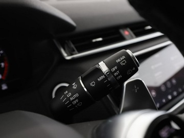 Land Rover Range Rover Velar SUV 2.0 Si4 250KM 2019 Land Rover Range Rover VELAR FV23% 4x4 R-Dynamic, zdjęcie 31