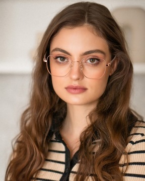 ТИТАНОВО-СЕРЕБРЯНЫЕ ОЧКИ В ГОЛУБОЙ СВЕТОВОЙ ОЧКЕ