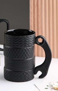 КЕРАМИЧЕСКАЯ КРУЖКА С КЛЮЧОМ + МЕХАНИЧЕСКАЯ ЛОЖКА ДЛЯ МАЛЬЧИКА ВОДИТЕЛЯ