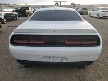 Dodge Challenger III 2017 Dodge Challenger RT 2017 5.7l 5.7 Benzyna 375KM, zdjęcie 2