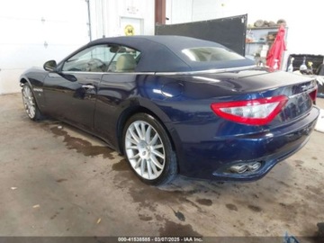 Maserati GranTurismo 2015 Maserati GranTurismo 2015 4.7l 4.7 Benzyna 444KM, zdjęcie 3