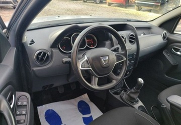 Dacia Duster I SUV Facelifting 1.6 SCe 114KM 2017 Dacia Duster Salon Polska Zadbany 1.6 Benzyna 114KM, zdjęcie 12