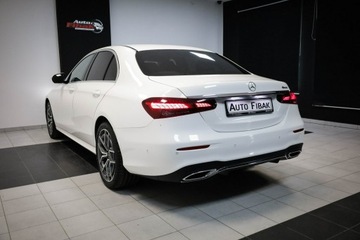 Mercedes Klasa E W213 Limuzyna 2.0 220d 194KM 2020 Mercedes E 220 *4Matic*AMG Line*Salon Polska*I Rej, zdjęcie 10