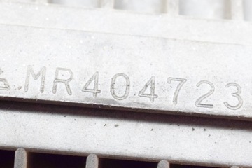 MITSUBISHI PAJERO V60 FILTR VZDUCHU MR404723 3.8 BENZÍN 160KW 2002