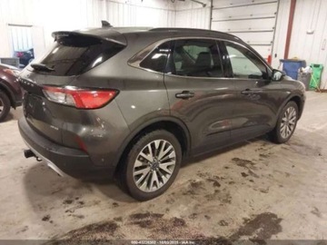 Ford Escape III 2020 Ford Escape 2.0 250KM 4X4 wersja TITANIUM, od firmy ubezpieczeniowej 2.0, zdjęcie 3