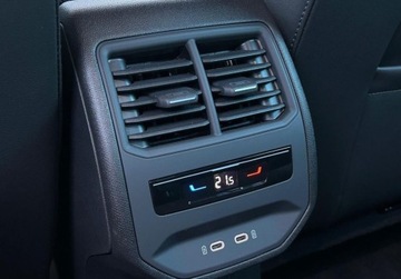 Cupra Leon II 2025 Cupra Leon Pakiety, SENNHEISER, ACC, Kamera, GPS, Kubelki, Indukcyjna lad, zdjęcie 34