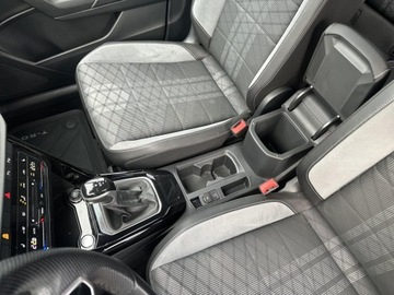 Volkswagen T-Roc I SUV Facelifting 1.5 TSI ACT 150KM 2022 Volkswagen T-Roc 1.5 TSI 150KM R-Line DSG Pakiet B, zdjęcie 23