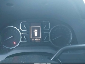 Toyota Tundra II 2018 Toyota Tundra SR5 V8 2018 5.7l 5.7 Benzyna 381KM, zdjęcie 11