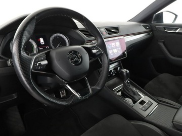 Skoda Superb III Kombi Plug-In Hybrid 1.4 TSI Plug-In-Hybrid 218KM 2020 Škoda Superb Skoda Superb PHEV skóra/alcentara, zdjęcie 13