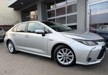 Toyota Corolla XII Sedan 1.8 Hybrid 122KM 2021 Toyota Corolla Kameraczujniki przod i tyl, salon Polska 1.8 Hybryda, zdjęcie 23