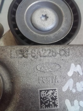 FORD FOCUS MK4 НАТЯЖИТЕЛЬ РЕМНЯ 1.0 EB