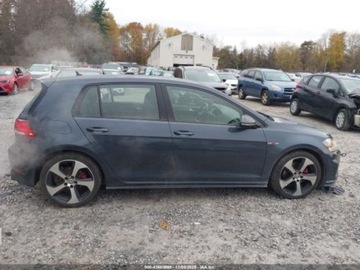 Volkswagen Golf VII 2018 Volkswagen Golf gti, 2018r., 2.0L 2.0 Benzyna 220KM, zdjęcie 4