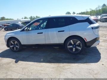 BMW iX 2025 BMW iX xDrive50 2025 Elektryczny 516KM, zdjęcie 2