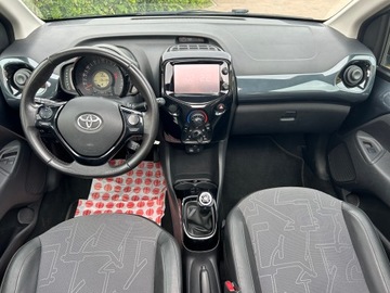 Toyota Aygo II Hatchback 5d 1.0 VVT-i 69KM 2015 Toyota Aygo Otwierany dach Klima Tempomat Alu, zdjęcie 15