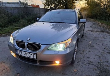BMW Seria 5 E60 Touring 530 i 258KM 2005 BMW Seria 5 BMW Seria 5 530i 3.0 Benzyna 258KM, zdjęcie 1
