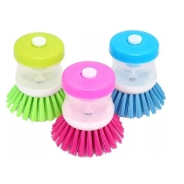 ЩЕТКА ДЛЯ МОЙКИ С КОНТЕЙНЕРОМ ДЛЯ ДОЗАТОРА ЖИДКОСТИ