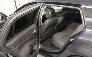 Opel Insignia I Sports Tourer 2.0 CDTI ECOTEC 110KM 2009 Opel Insignia Panorama, Multifunkcja, Tempomat, Komputer, Climatronic, Zad, zdjęcie 8