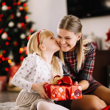 ДЕКОРАТИВНЫЕ РОЖДЕСТВЕНСКИЕ НАКЛЕЙКИ В РУЛОНЕ ЭТИКЕТКИ ДЛЯ РОЖДЕСТВЕНСКОГО ПОДАРКА 500 шт.