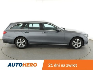 Mercedes Klasa E W213 Kombi 2.0 220d 194KM 2017 Mercedes E 220 Historia serwisowa ASO Automat Navi, zdjęcie 8