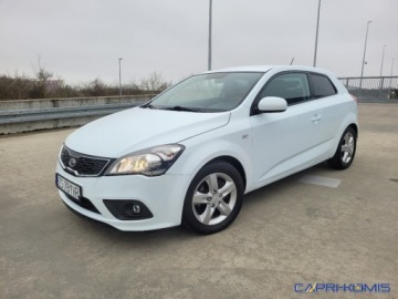 Kia Proceed 2012 Kia ProCeed 1.6i I wlasciciel z Niemiec Bezwypadkowa 1.6 Benzyna 126KM, zdjęcie 2
