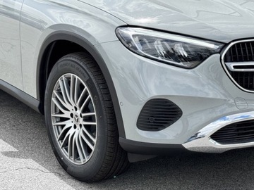 Mercedes GLC C254/X254 Coupe 2.0 220d 197KM 2025 GLC 220 d 4-Matic Avantgarde 2.0 (197KM) 2025, zdjęcie 2