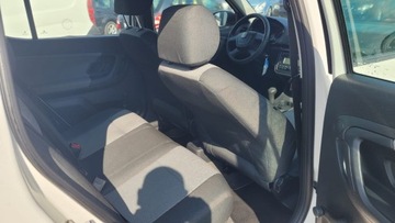 Skoda Fabia II Hatchback 1.2 i HTP 60KM 2010 Skoda Fabia II 2010r. 1.2i/60KM, zdjęcie 6