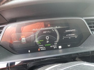 Audi Q8 2024 Audi Q8 E-TRON PRESTIGE Quattro, od ubezpieczalni Elektryczny 355KM, zdjęcie 9