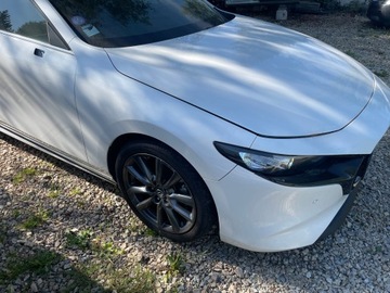 MAZDA 3 BP ĆWIARTKA PRZÓD PRAWA LEWA
