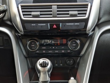 Mitsubishi Eclipse Cross SUV 1.5 T 163KM 2018 Mitsubishi Eclipse Cross Xenon Ledy Kamera Navi Head up Serwis Gwarancja, zdjęcie 31