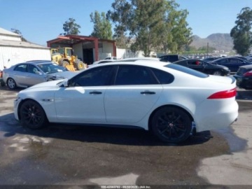 Jaguar XF II Sedan 3.0 V6 340KM 2017 Jaguar XF R-sport 3.0 Benzyna 340KM, zdjęcie 8