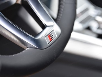 Audi Q7 II 2026 AUDI Q7 60 TFSI e quattro S Line Suv 3.0 (490KM) 2026, zdjęcie 8