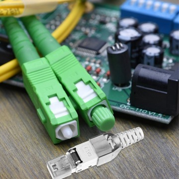 Пропустите через экранированные разъемы Rj45.