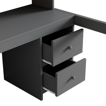 Детская кровать на чердаке, размеры 90*200 см, с серым столом.