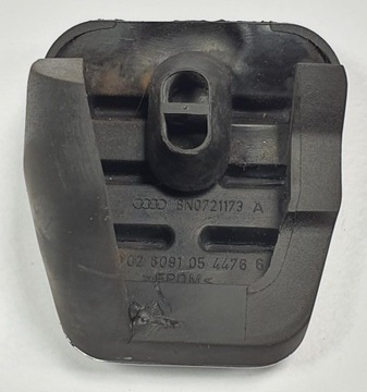 VRSTVA NA PEDÁL AUDI TT 8N 8N0721173A