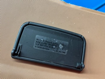 PORSCHE CAYENNE 7L ROLETA KUFRU 7L5867773