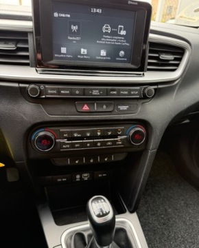 Kia Ceed III Kombi 1.4 T-GDi 140KM 2019 Kia Ceed ASO DO KONCA, grzana kierownica, trzymanie pasa ruchu, 1.4 140KM, zdjęcie 17