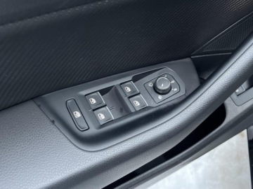 Volkswagen Arteon Shooting Brake R 2.0 TSI 320KM 2023 Volkswagen Arteon Shooting Brake R 320KM 4motion F, zdjęcie 33