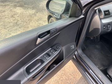 Volkswagen Passat B6 Variant 2.0 TDI-CR DPF 140KM 2009 Volkswagen Passat 2.0 TDI DPF Comfortline 140KM 2009r, zdjęcie 12