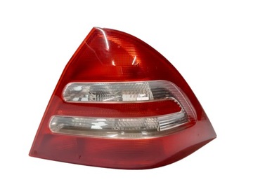 LAMPA PRAWY TYŁ W203 PRZEDLIFT