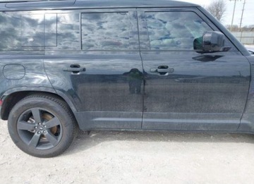 Land Rover Defender IV (L663) 2022 Land Rover Defender 2022, 2.0L, 4x4, 110S, od ubezpieczalni, zdjęcie 2