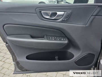 Volvo XC60 II 2023 Volvo XC 60 FV23 Plus Dark B4 B 197+14KM Aut BLIS, zdjęcie 13