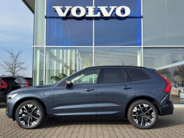Volvo XC60 II 2025 VOLVO XC60 T6 Plug-In Hybrid AWD Ultra Dark Suv 2.0 (398KM) 2025, zdjęcie 2