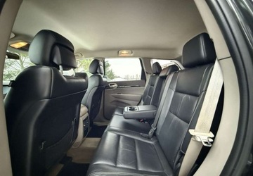 Jeep Grand Cherokee IV Terenowy Facelifting 3.6 V6 286KM 2011 Jeep Grand Cherokee Jeep Grand Cherokee 3.6 V6 Laredo 3.6 BenzynaLPG 286KM, zdjęcie 21
