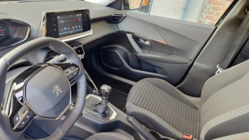 Peugeot 2008 II SUV 1.2 PureTech 100KM 2021 Peugeot 2008 2021 Rok Bogate wyposażenie, zdjęcie 11