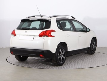 Peugeot 2008 I SUV Facelifting 1.2 PureTech 110KM 2016 Peugeot 2008 1.2 PureTech, Salon Polska, zdjęcie 4